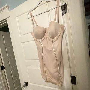 Maidenform Ultra Firm Shapewear Like New